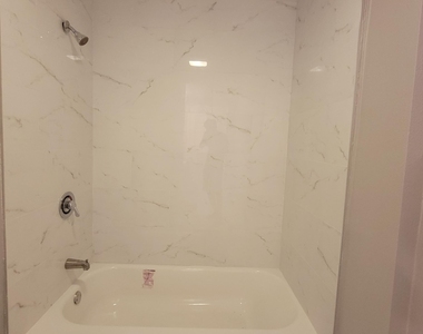 533 Ne 3rd Avenue - Photo Thumbnail 10