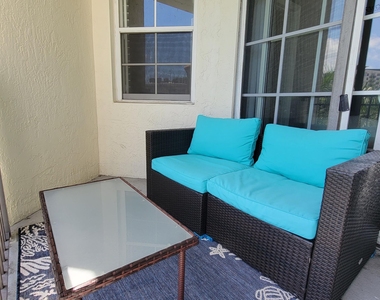 533 Ne 3rd Avenue - Photo Thumbnail 11