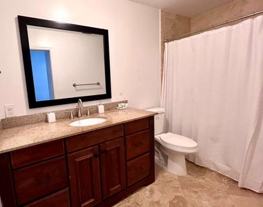 13644 Yarmouth Court - Photo Thumbnail 8