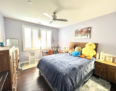 540 N Bardsdale - Photo Thumbnail 12