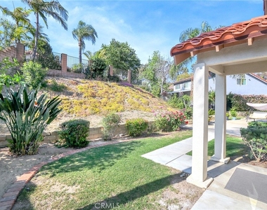 1621 Butternut Way - Photo Thumbnail 17