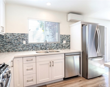 1621 Butternut Way - Photo Thumbnail 6