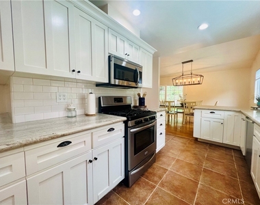 5309 Lockhurst Drive - Photo Thumbnail 7