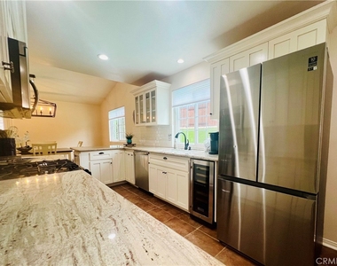 5309 Lockhurst Drive - Photo Thumbnail 8