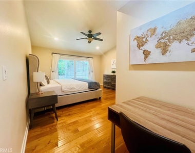 5309 Lockhurst Drive - Photo Thumbnail 11