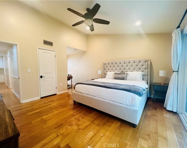 5309 Lockhurst Drive - Photo Thumbnail 10