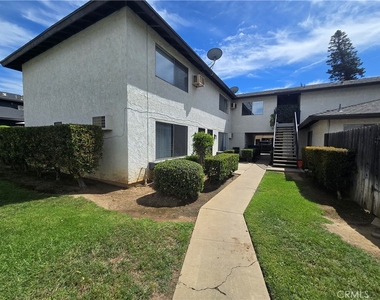 160 Greentree - Photo Thumbnail 12