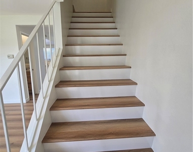 160 Greentree - Photo Thumbnail 7