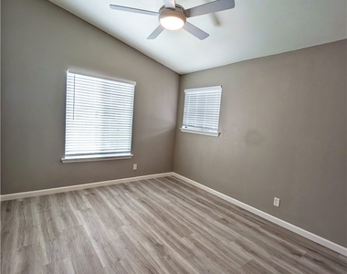 132 Limerick Lane - Photo Thumbnail 17