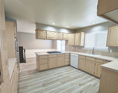 132 Limerick Lane - Photo Thumbnail 5