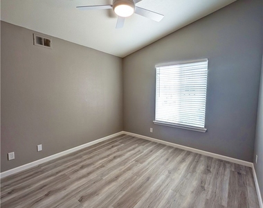 132 Limerick Lane - Photo Thumbnail 19