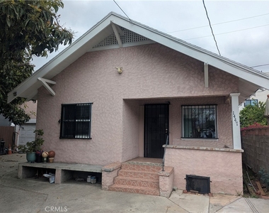 1447 W 37th Place - Photo Thumbnail 1