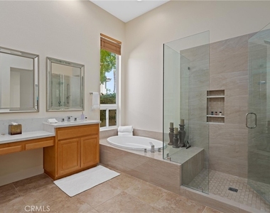81125 Golf View Drive - Photo Thumbnail 9