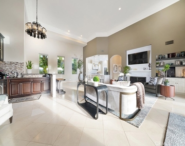 30732 Paseo Elegancia - Photo Thumbnail 21