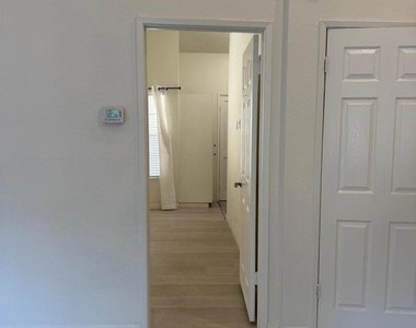 26701 Quail Creek - Photo Thumbnail 7