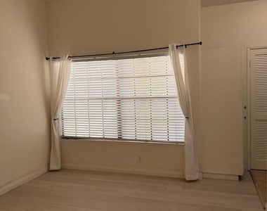26701 Quail Creek - Photo Thumbnail 9