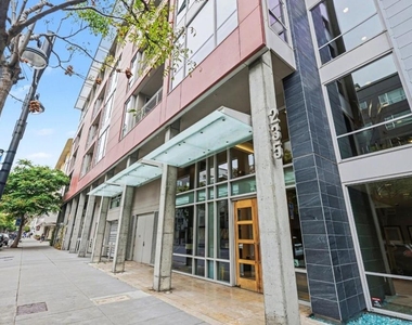 235 Berry Street - Photo Thumbnail 3