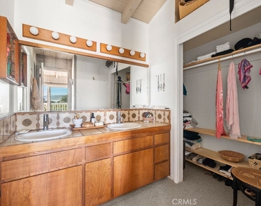 128 Crescent Bay Drive - Photo Thumbnail 28