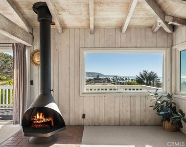 128 Crescent Bay Drive - Photo Thumbnail 3
