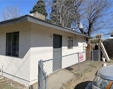 515 Niles Street - Photo Thumbnail 2
