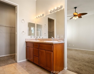 49142 Barrymore Street - Photo Thumbnail 11