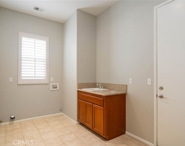 49142 Barrymore Street - Photo Thumbnail 9