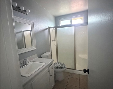 2559 Yorkshire - Photo Thumbnail 10