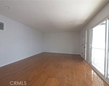1436 S Bedford Street - Photo Thumbnail 7