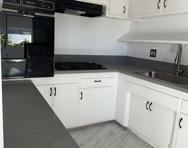 9018 Keith Avenue - Photo Thumbnail 1