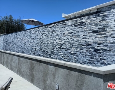 5900 N Winnetka Avenue - Photo Thumbnail 64