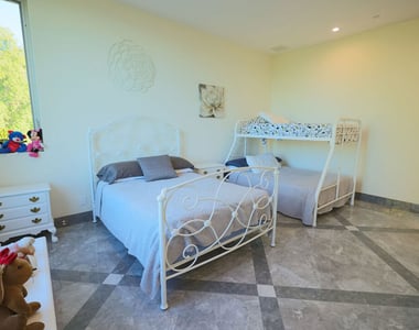 5900 N Winnetka Avenue - Photo Thumbnail 20