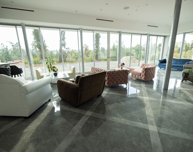 5900 N Winnetka Avenue - Photo Thumbnail 12