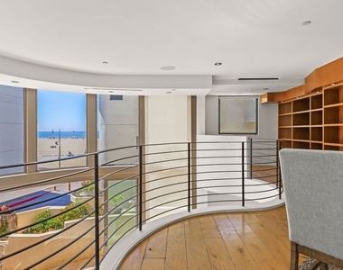 11 Marine Terrace - Photo Thumbnail 29