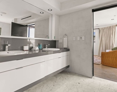 11 Marine Terrace - Photo Thumbnail 24