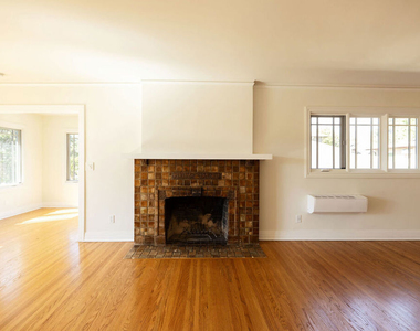 824 Brent Avenue - Photo Thumbnail 5
