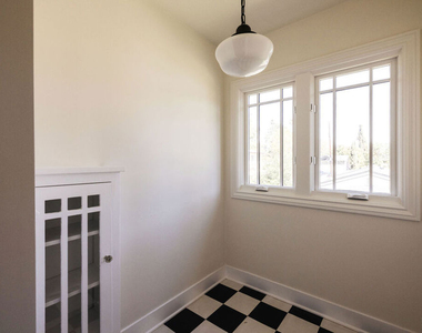 824 Brent Avenue - Photo Thumbnail 15