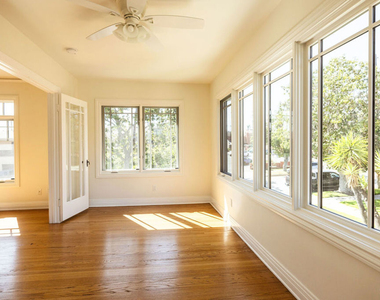 824 Brent Avenue - Photo Thumbnail 9