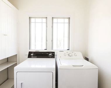 824 Brent Avenue - Photo Thumbnail 14