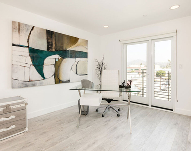 118 S Kenwood Street - Photo Thumbnail 16