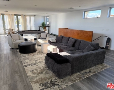 46 Rose Avenue - Photo Thumbnail 7