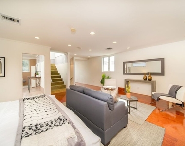 46 Rose Avenue - Photo Thumbnail 34