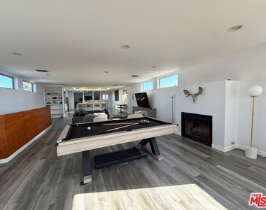 46 Rose Avenue - Photo Thumbnail 12