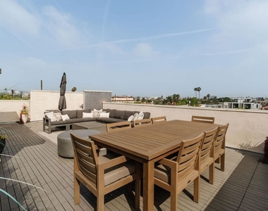 6072 Pickford Street - Photo Thumbnail 42