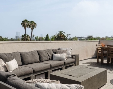 6072 Pickford Street - Photo Thumbnail 37