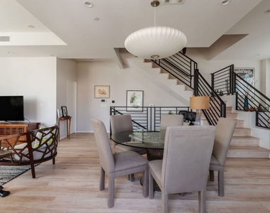 6072 Pickford Street - Photo Thumbnail 14
