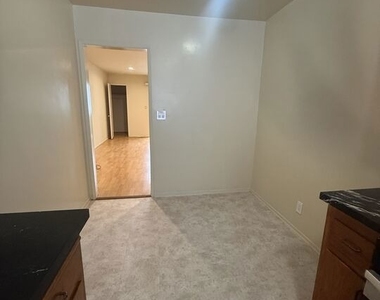 1166 Amherst Avenue - Photo Thumbnail 3
