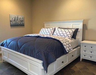 61016 Desert Rose Drive - Photo Thumbnail 8