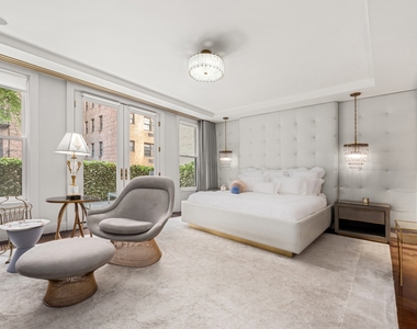414 E 50th St - Photo Thumbnail 8