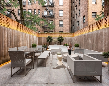 414 E 50th St - Photo Thumbnail 4