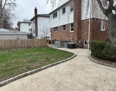 7 Linwood Road N - Photo Thumbnail 12